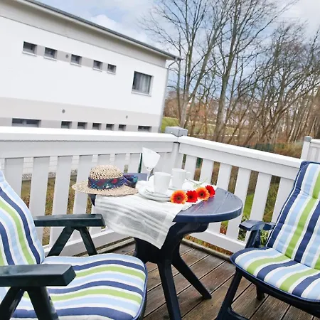 Strandstrasse 32 - 04-47 Ostseebad Kühlungsborn
